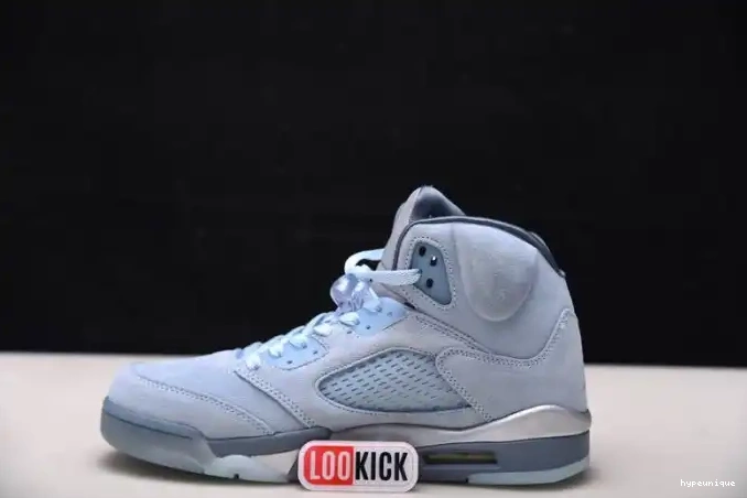 HYPE Jordan Retro Bluebird Air (W) DD9336-400 5 0424